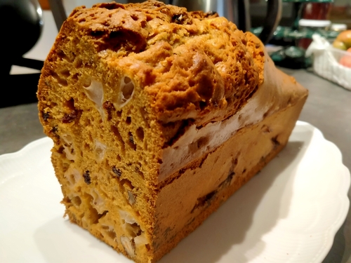 Cake aux pommes et aux fruits secs