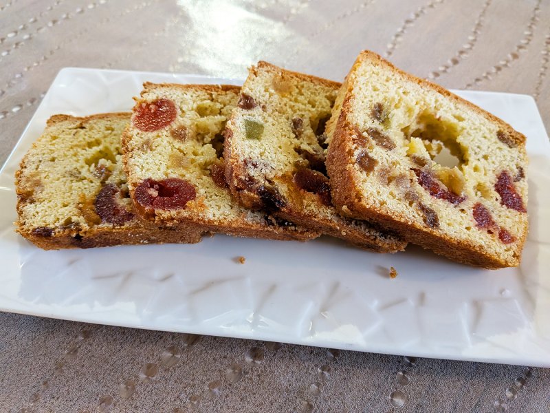 Cake aux fruits confits